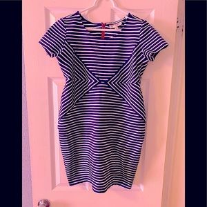 Jessica Simpson maternity dress medium